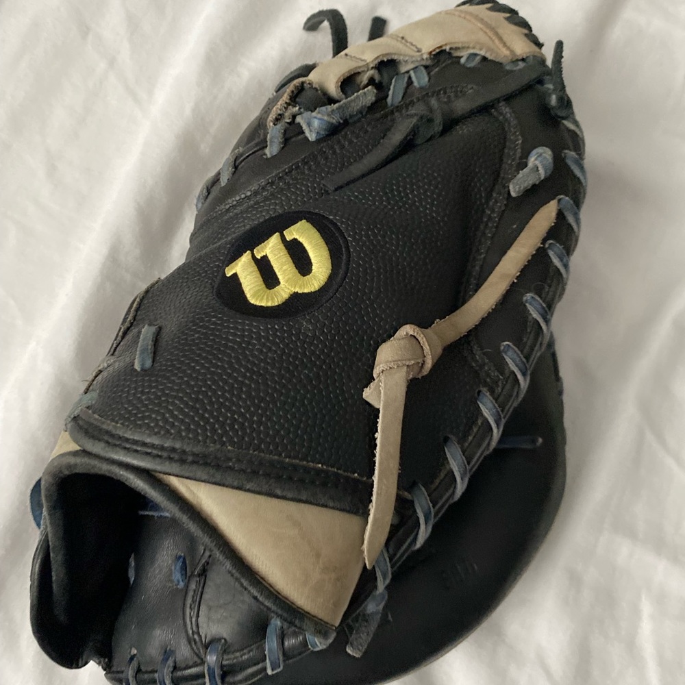 Wilson A2000 M2 Superskin Catchers Glove